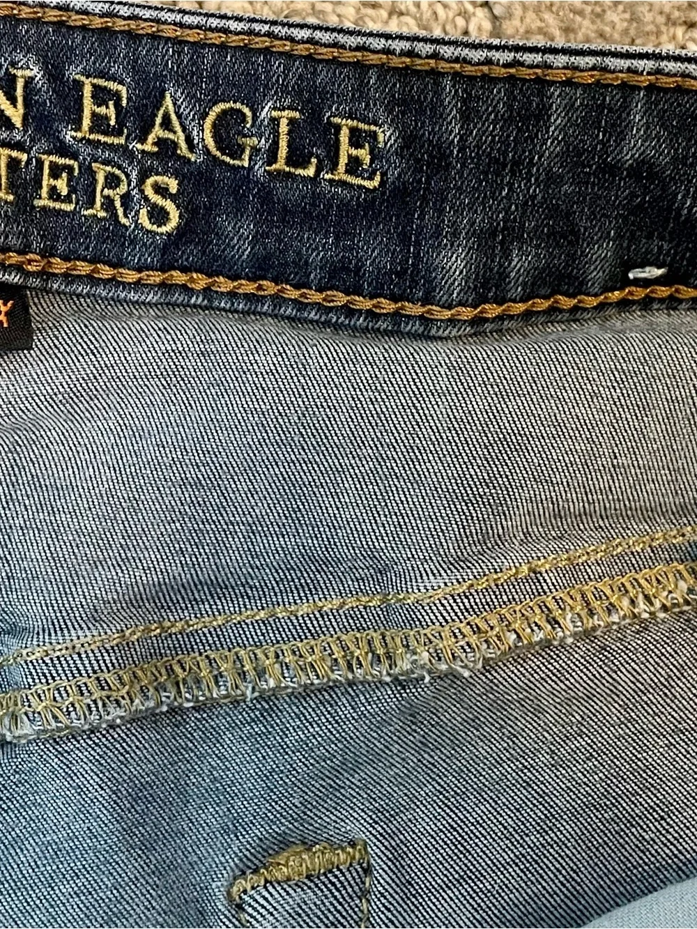 Men’s Jeans Pants Bundle Size 32x32 American Eagle IZOD Wrangler